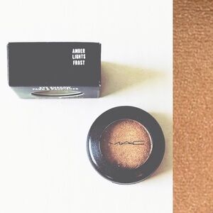 MAC Cosmetics Frost Single Eyeshadow Amber Lights